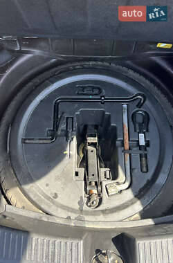 Хэтчбек Geely Emgrand EC7-RV 2013 в 