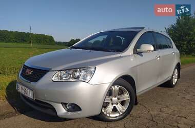 Хетчбек Geely Emgrand EC7-RV 2012 в 