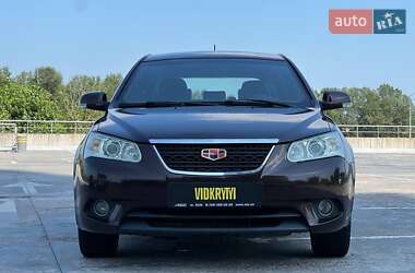 Хетчбек Geely Emgrand EC7-RV 2012 в 