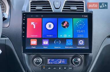 Хетчбек Geely Emgrand EC7-RV 2012 в 