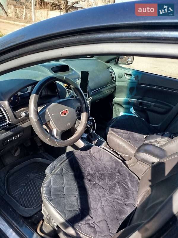 Хетчбек Geely Emgrand EC7-RV 2013 в Кривому Розі