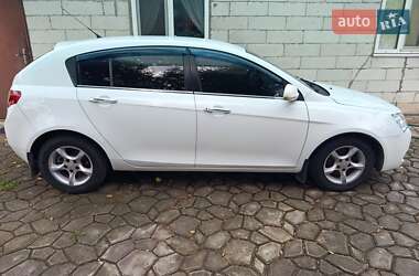 Хетчбек Geely Emgrand EC7-RV 2012 в 