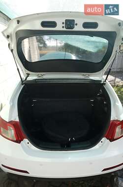 Хетчбек Geely Emgrand EC7-RV 2012 в 