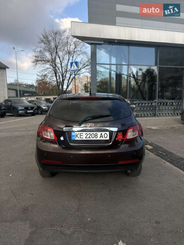 Хетчбек Geely Emgrand EC7-RV 2013 в Дніпрі фото 3 Хетчбек Geely Emgrand EC7-RV 2013 в Дніпрі