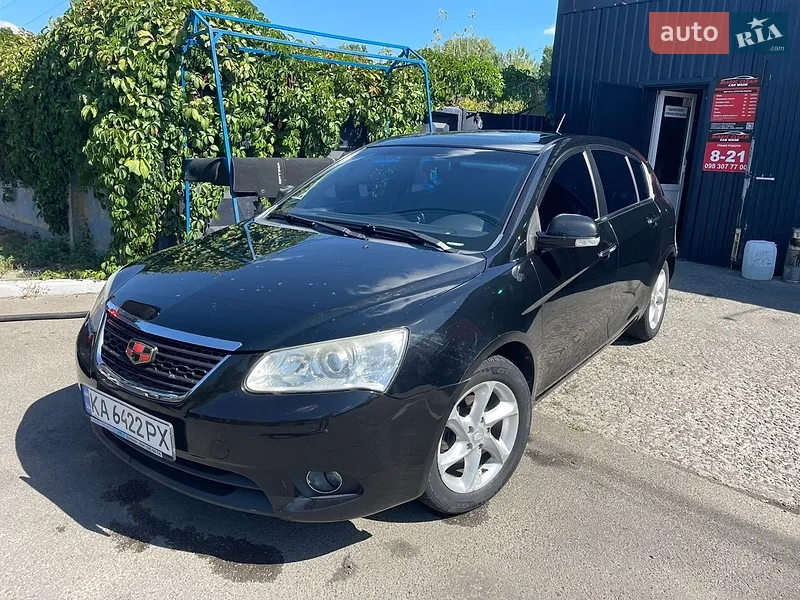Geely Emgrand EC7-RV