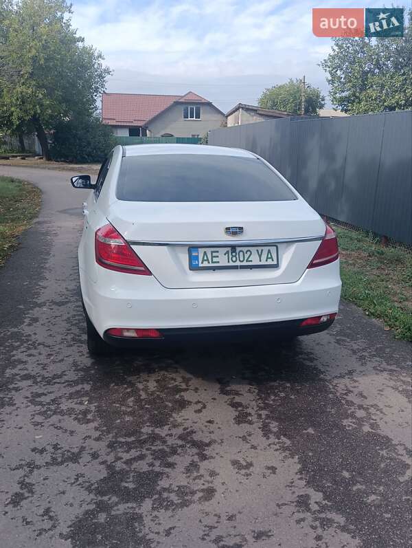 Седан Geely Emgrand EV253 2016 в Кривом Роге