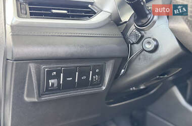 Седан Geely Emgrand EV350 2018 в 