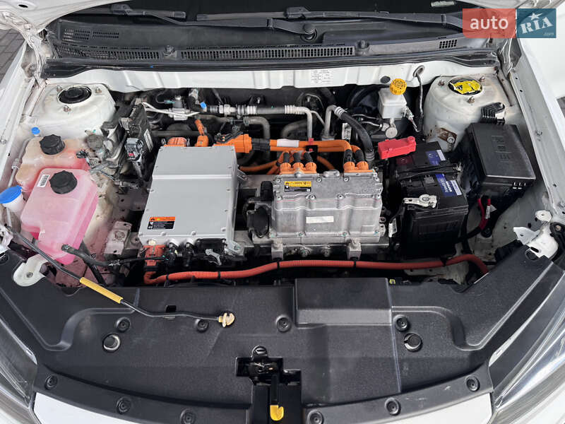 Седан Geely Emgrand EV350 2018 в Одессе