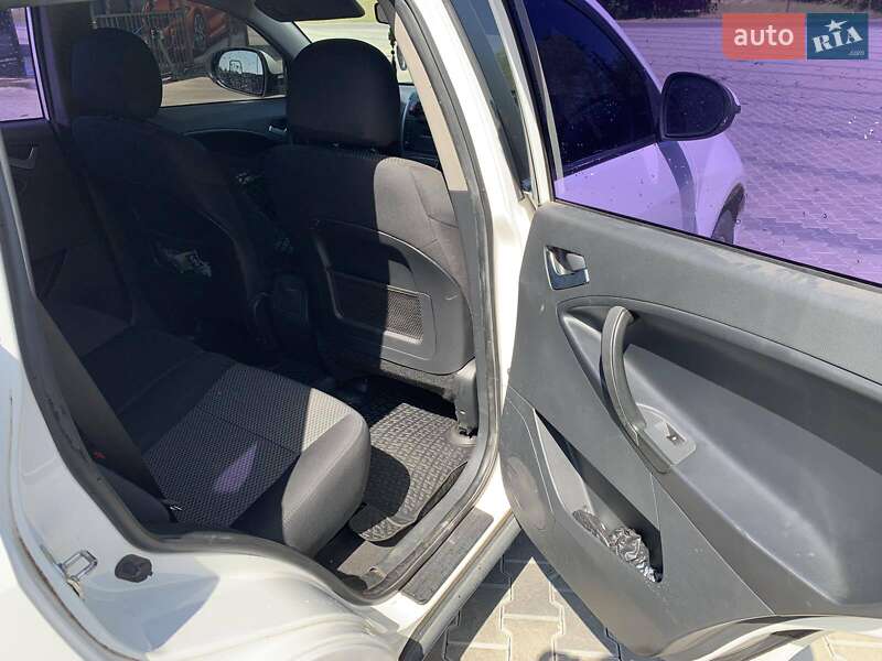 Внедорожник / Кроссовер Geely Emgrand X7 2014 в Иршаве