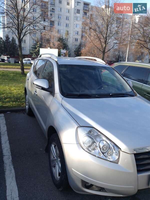 Внедорожник / Кроссовер Geely Emgrand X7 2014 в Ужгороде