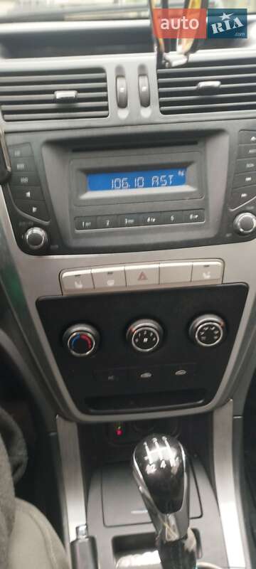 Позашляховик / Кросовер Geely Emgrand X7 2013 в Тернополі