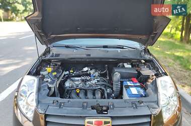 Позашляховик / Кросовер Geely Emgrand X7 2014 в 