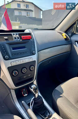 Внедорожник / Кроссовер Geely Emgrand X7 2014 в 