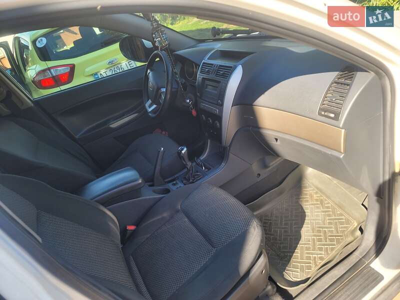 Позашляховик / Кросовер Geely Emgrand X7 2014 в Калуші