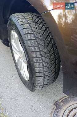 Позашляховик / Кросовер Geely Emgrand X7 2015 в 