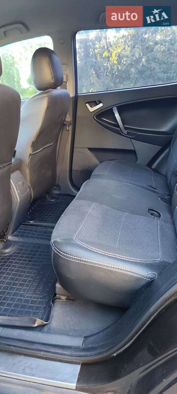 Внедорожник / Кроссовер Geely Emgrand X7 2015 в Луцке