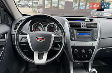 Позашляховик / Кросовер Geely Emgrand X7 2013 в 