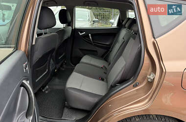Позашляховик / Кросовер Geely Emgrand X7 2013 в 