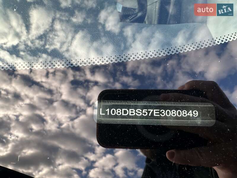 Внедорожник / Кроссовер Geely Emgrand X7 2014 в Киеве