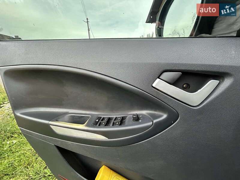 Позашляховик / Кросовер Geely Emgrand X7 2014 в Луцьку