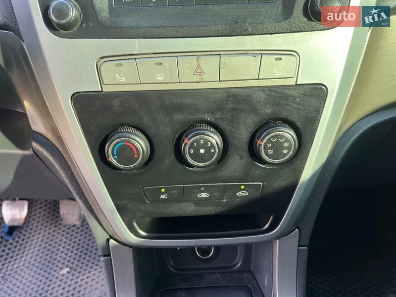 Geely Emgrand X7 2014 VIN Y7WNL1M18E0029924 фото оголошення 11 з 36