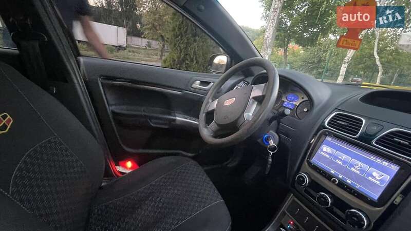 Седан Geely Emgrand 2013 в Киеве фото 8 Седан Geely Emgrand 2013 в Киеве