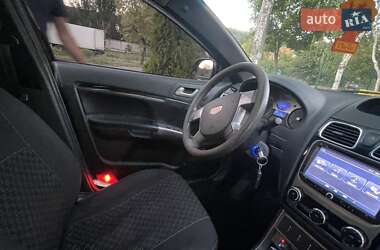 Седан Geely Emgrand 2013 в 