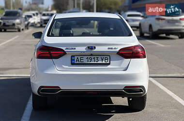 Седан Geely Emgrand 2018 в 
