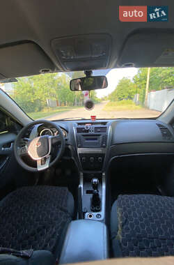Внедорожник / Кроссовер Geely Emgrand 2013 в 