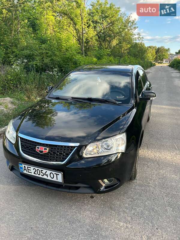 Хэтчбек Geely Emgrand 2013 в Каневе