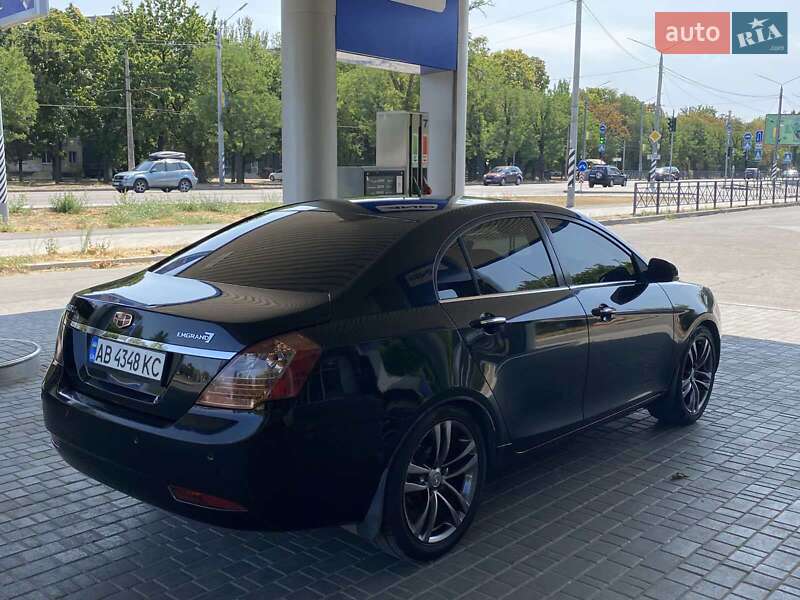 Седан Geely Emgrand 2014 в Николаеве