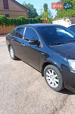 Седан Geely FC 2013 в 
