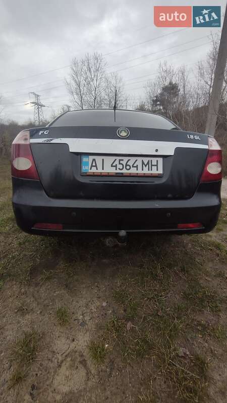 Седан Geely FC 2008 в Каневі