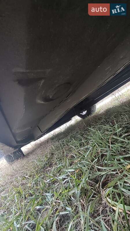 Седан Geely FC 2008 в Каневі