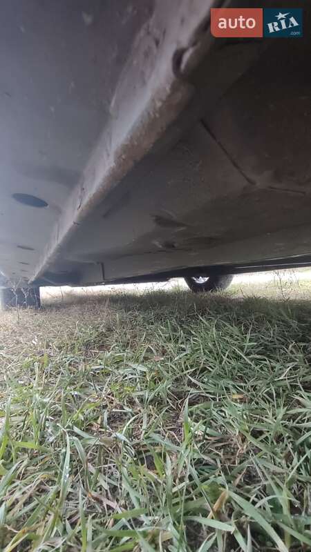 Седан Geely FC 2008 в Каневі