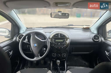 Хэтчбек Geely GC2 2013 в 