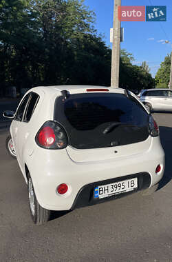Хэтчбек Geely GC2 2013 в 