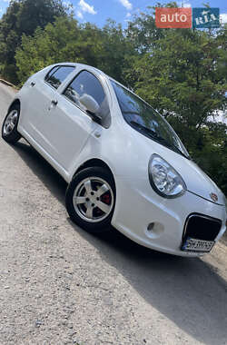 Хэтчбек Geely GC2 2013 в 