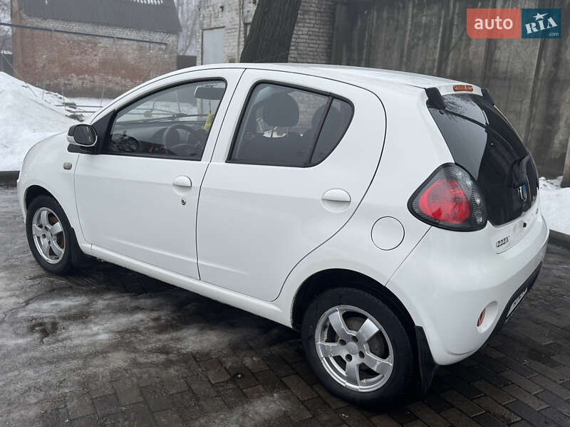 Хэтчбек Geely GC2 2013 в Лубнах