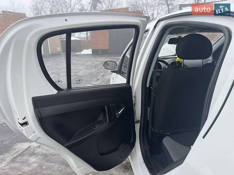 Хэтчбек Geely GC2 2013 в Лубнах