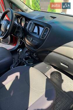 Хэтчбек Geely GC5 2014 в 