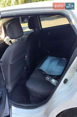 Хэтчбек Geely GC5 2015 в 
