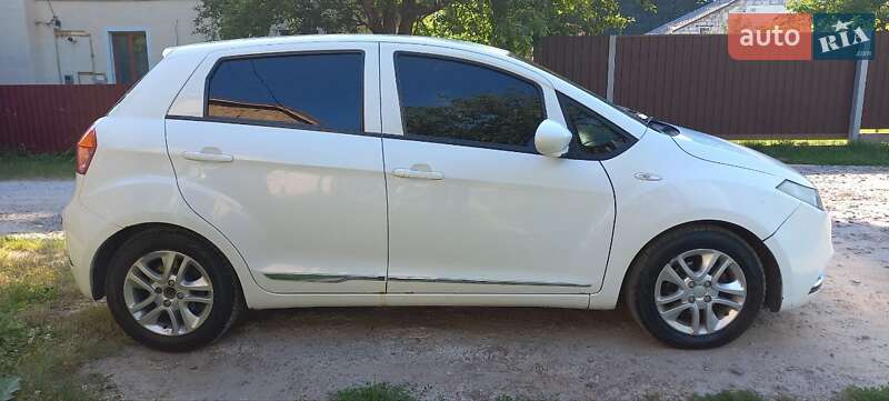 Хэтчбек Geely GC5 2015 в Киеве