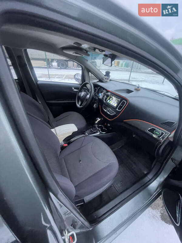 Хетчбек Geely GC5 2015 в Коростені фото 22 Хетчбек Geely GC5 2015 в Коростені