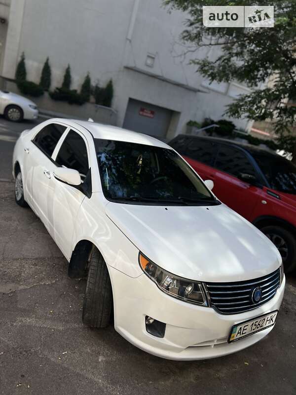 Geely GC7 2014