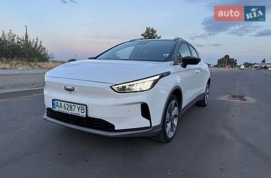 Позашляховик / Кросовер Geely Geometry C 2022 в Черкасах
