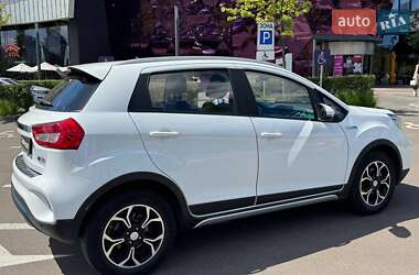 Позашляховик / Кросовер Geely Kandi EX3 2018 в 