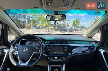Позашляховик / Кросовер Geely Kandi EX3 2018 в 