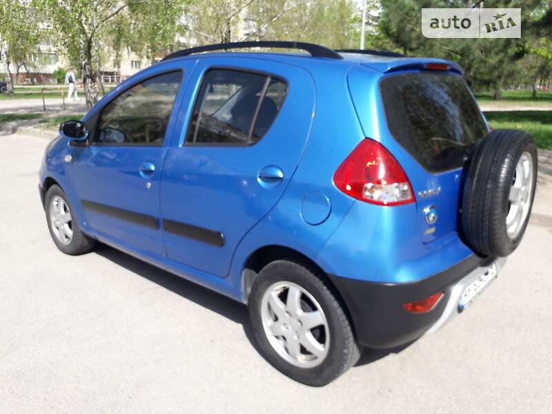 Хэтчбек Geely LC 2013 в 