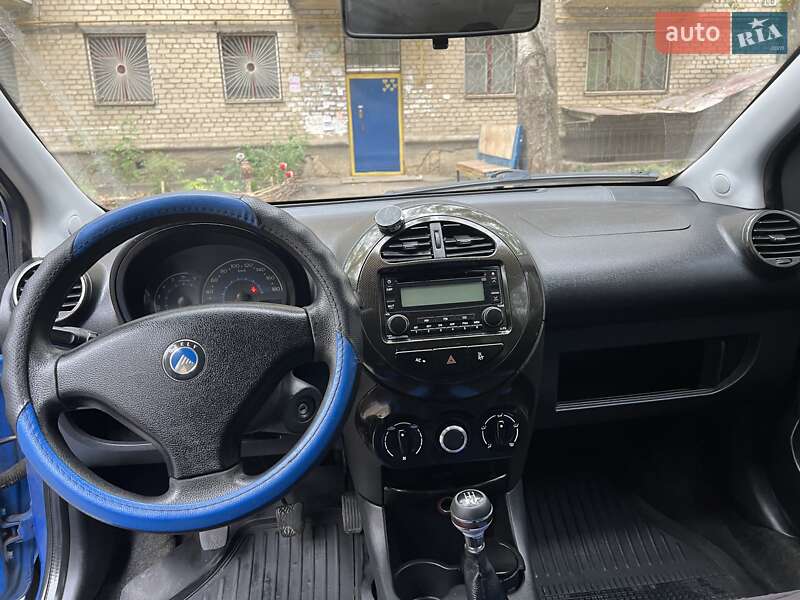 Хэтчбек Geely LC 2012 в Николаеве